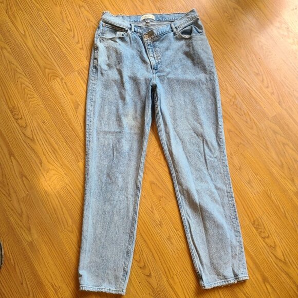 ABERCROMBIE FITCH CROSS-FRONT '90s STRAIGHT ULTRA HIGH RISE JEAN CURVE LOVE 16L - Picture 2 of 6